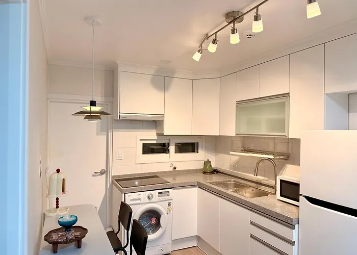 Pop 401-gunkuk Uni St 3min-all New-nearby Seongsu-super Cozy Queenbed3 Supersinglebed1 *